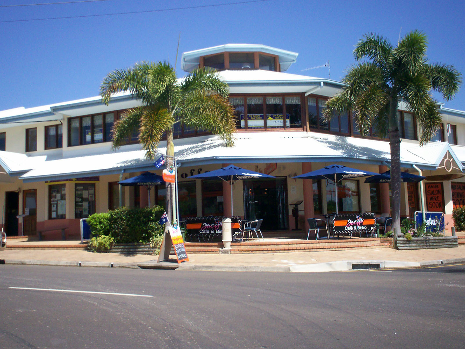 Corner of Gympie Road and Jew Street